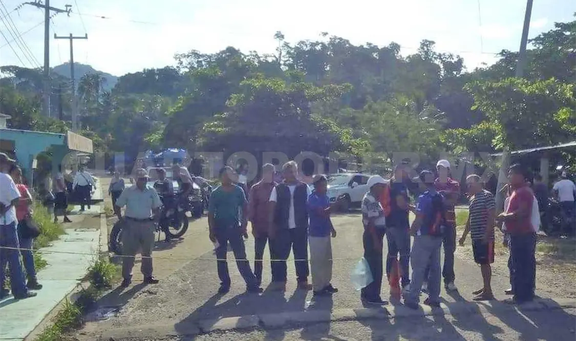 El pueblo se encuentra cansado de irregularidades en Tuzantán. CP