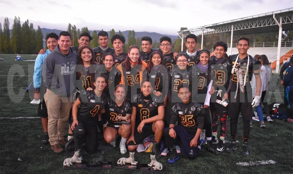 En la categoría Mixto U18 Búhos de SC tuvo su revancha y ganó 42-12 a Fuerza T San Cristóbal. Cortesía