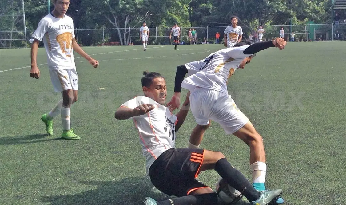 Deportivo Santos se convirtió en bicampeón del certamen de la juvenil B al vencer con marcador de 2-1 a Pumas ITVEL, en un partido de mucha emoción. Cortesía