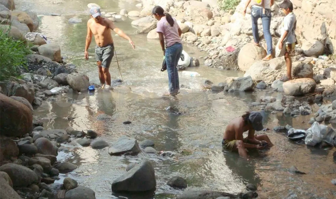 Van por el rescate del río Coatancito