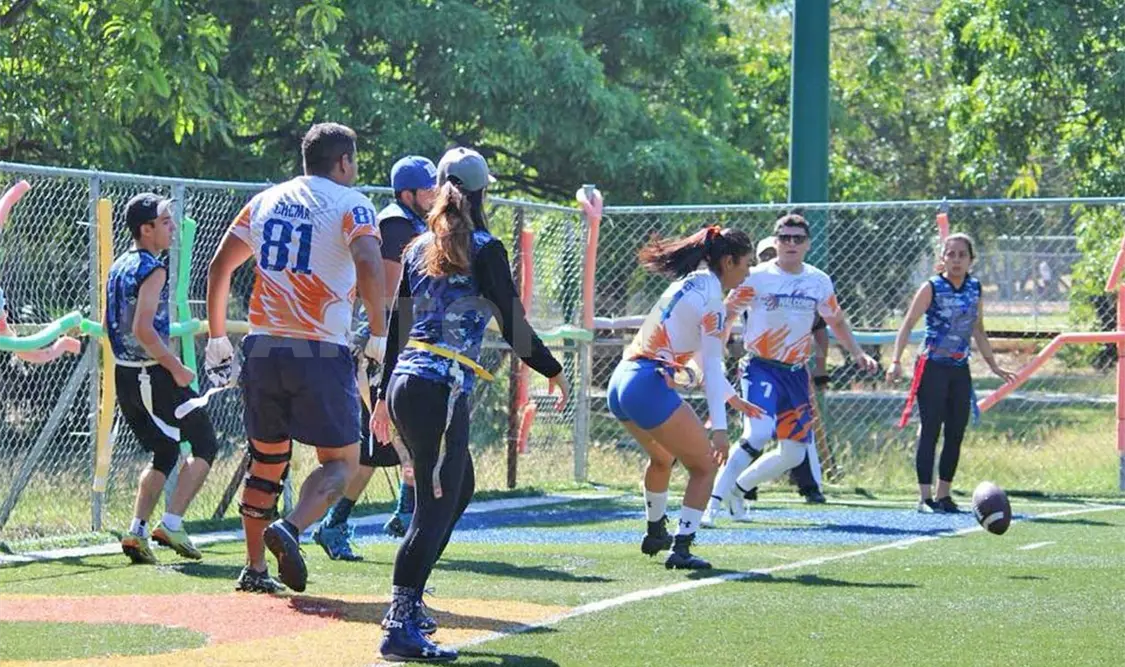 Lumberjacks vence a Halcones y continúa de líder