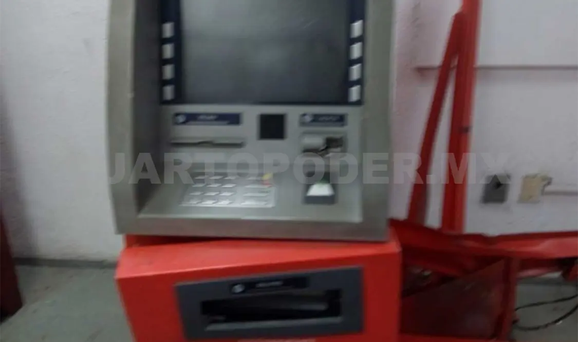 Armados intentaron llevarse un cajero automático
