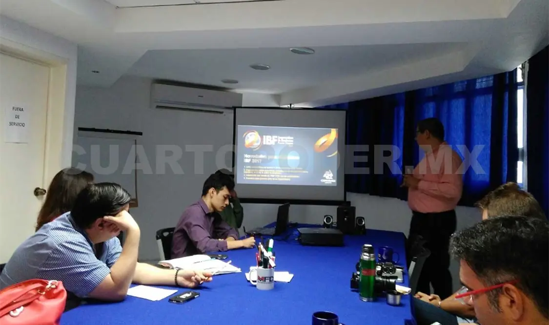 Piden reducción a programas asistencialistas