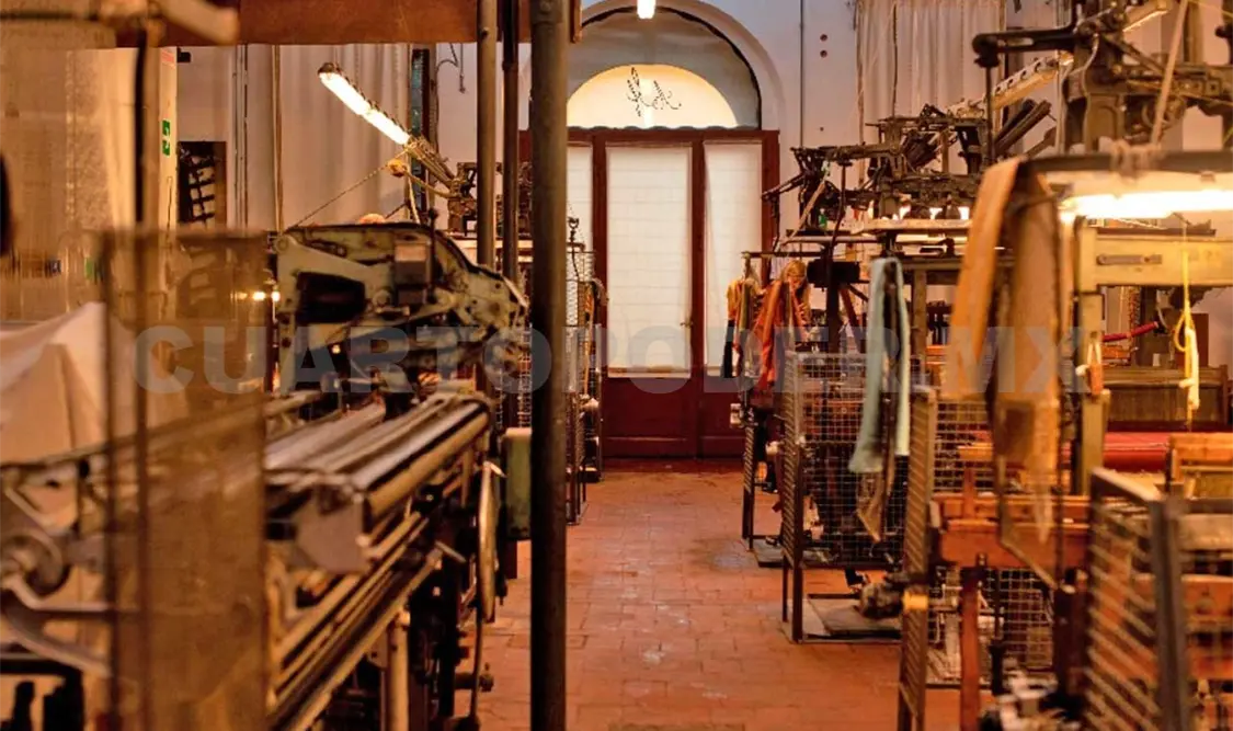Vista general de la antigua fábrica de seda Antico Setificio Fiorentino, en Florencia, el cual es uno de los talleres de seda más antiguos de Europa. Sus telares se remontan a los siglos XVII