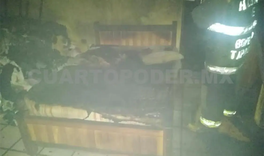 Incendio consume vivienda