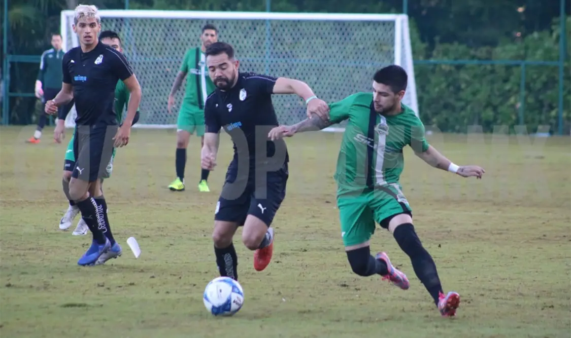 El encuentro se disputó a cuatro tiempos de veinticinco minutos cada uno, en la cancha del Barceló. Cortesía