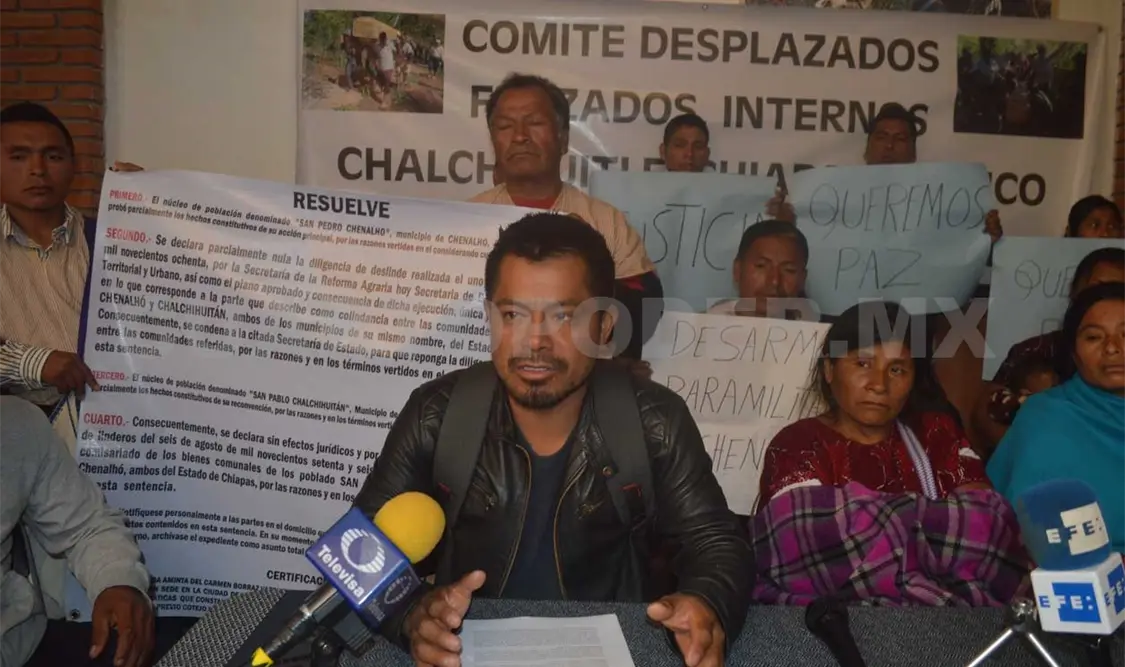 Desplazados exigen se esclarezca paradero de 15 MDP que serviría para reparación de daños. Heriberto Ortiz / CP