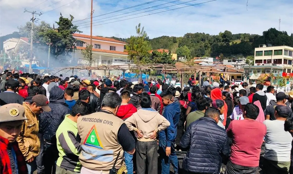 No hay lesionados tras incendio de mercado en municipio de Chamula