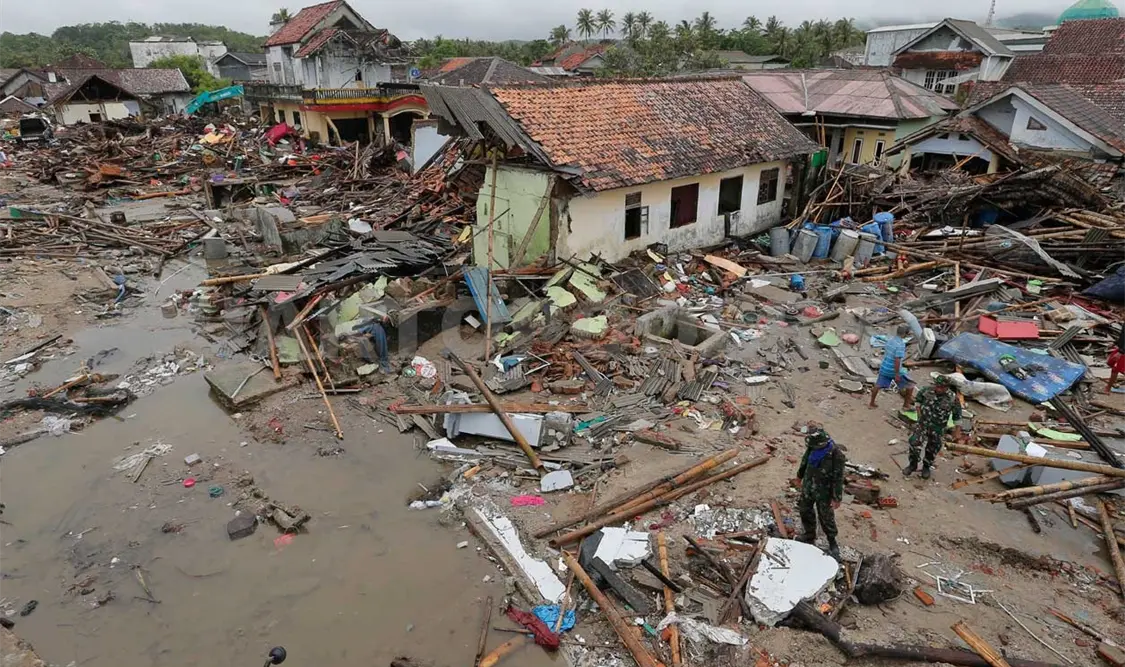 A 429 se eleva número de muertos tras devastador tsunami