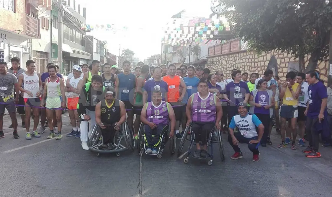 Bety y Jorge triunfan en la Carrera del Cerrito