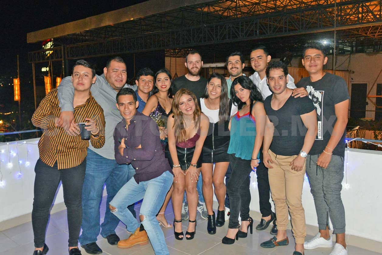 Fiesta con grandes amigos