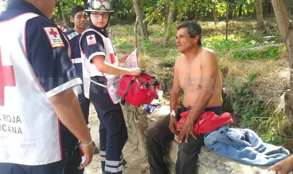 Jardinero se electrocuta y termina con lesiones