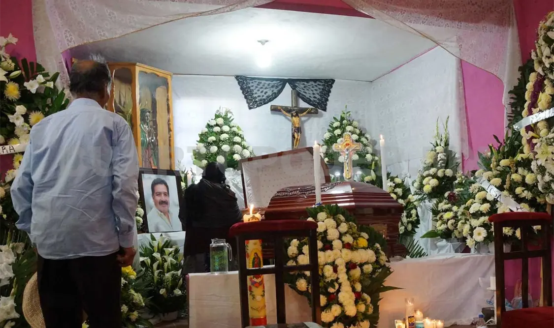 Velan a Alejandro Aparicio Santiago