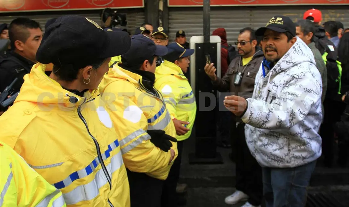 Protestan afuera de la SCJN