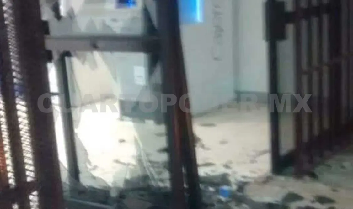Encapuchados vandalizaron las instalaciones de la SEF