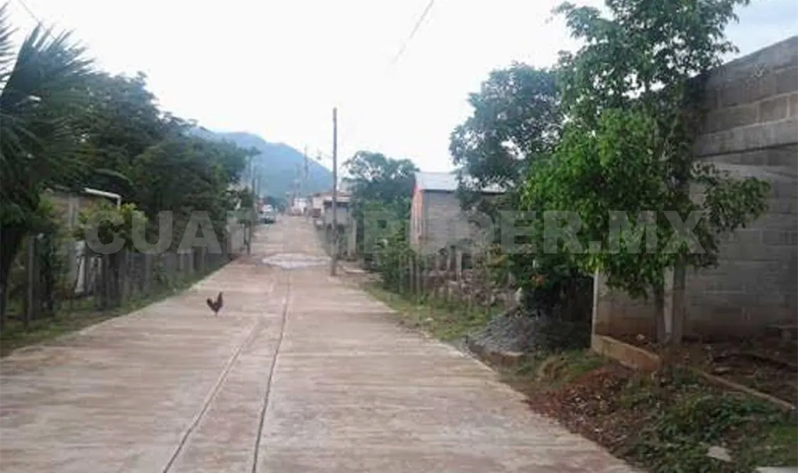 Abusan de jovencita y su hija menor en comunidad