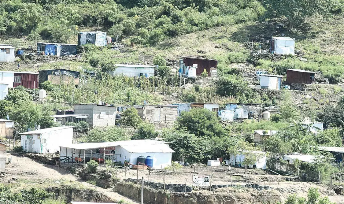 Colonos denuncian venta irregular de lotes