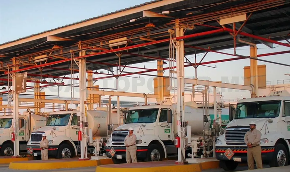 En al menos seis estados hay compras de pánico