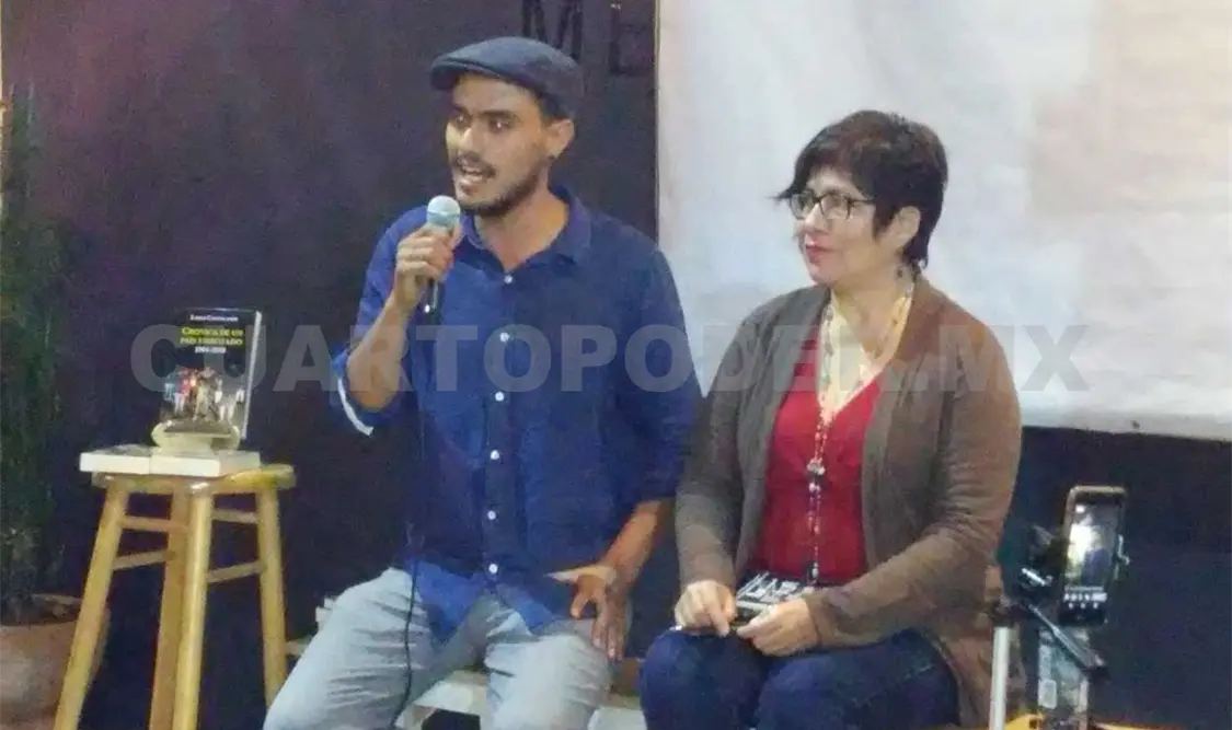 Presentan libro “Crónica de un país embozado”