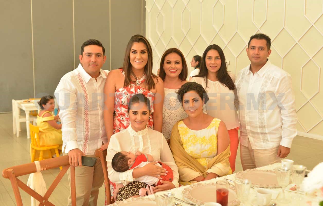 María recibió el bautismo