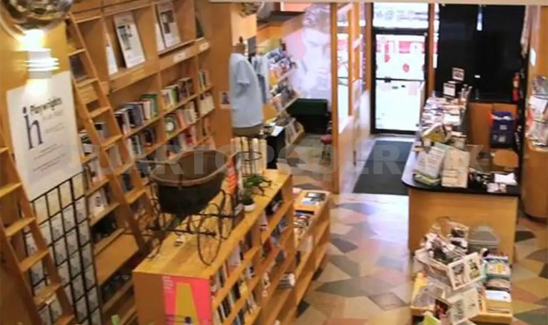 Salvan librería que estaba muriendo