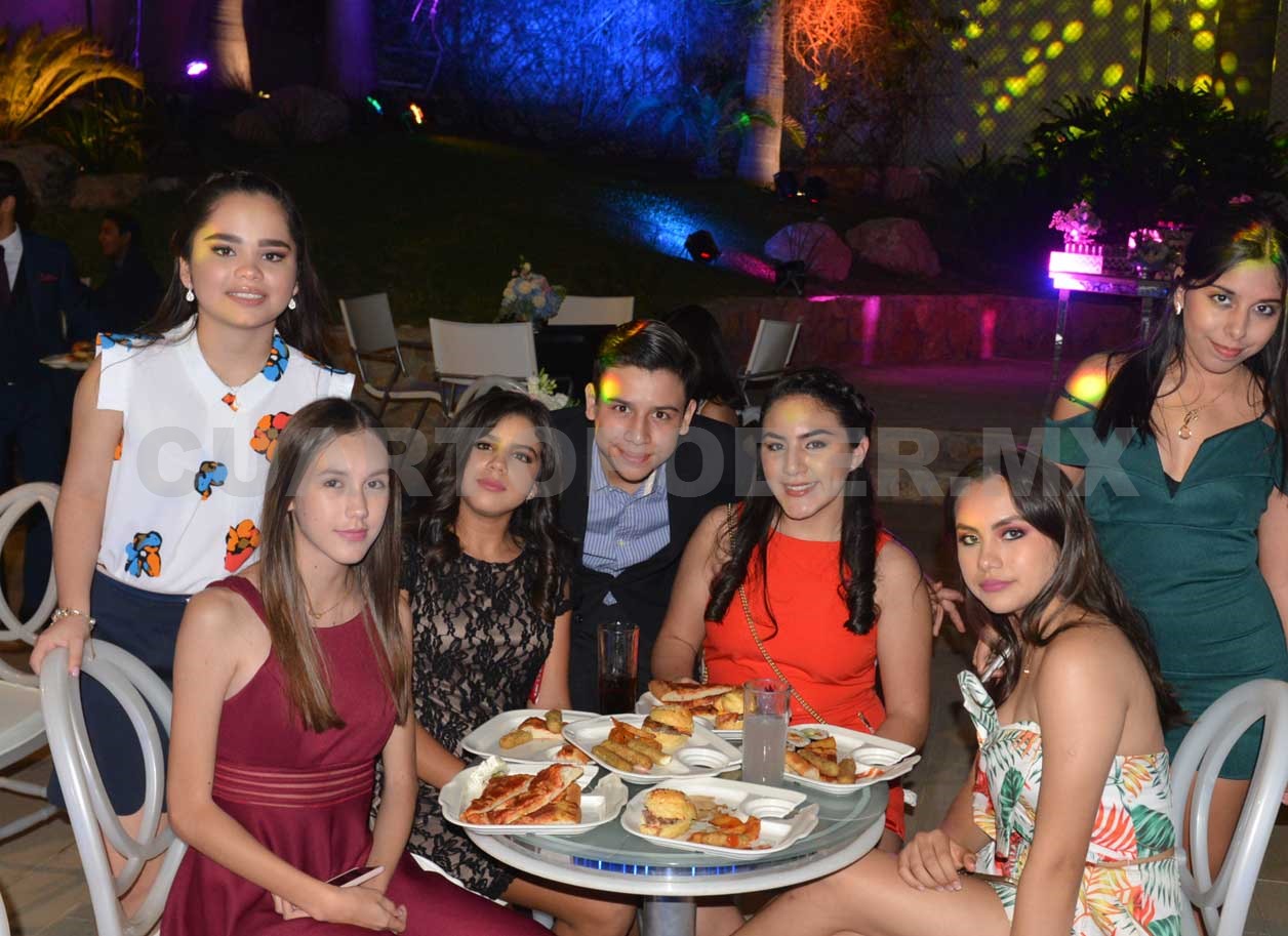 Dulces XV años para Erika