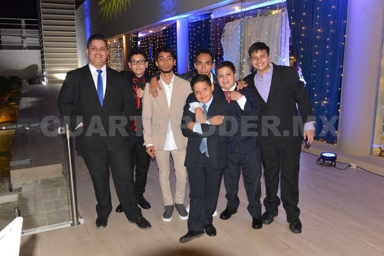 Dulces XV años para Erika