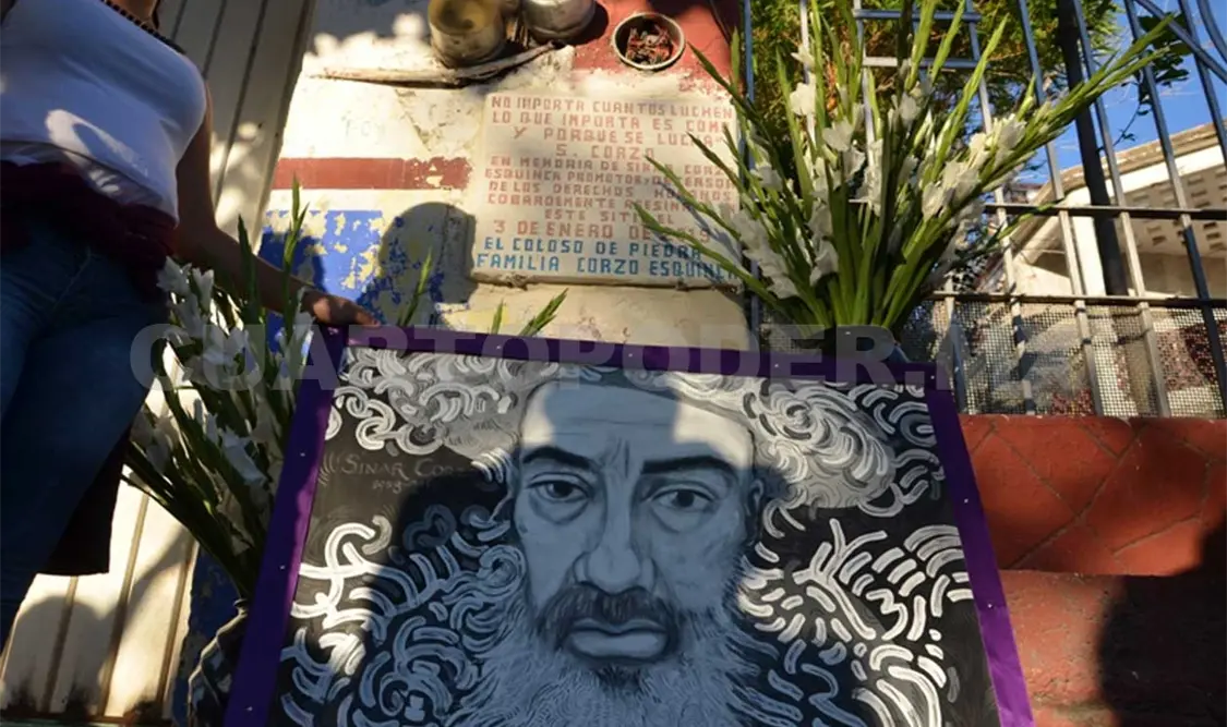 Develan placa con la imagen del líder social Sinar Corzo