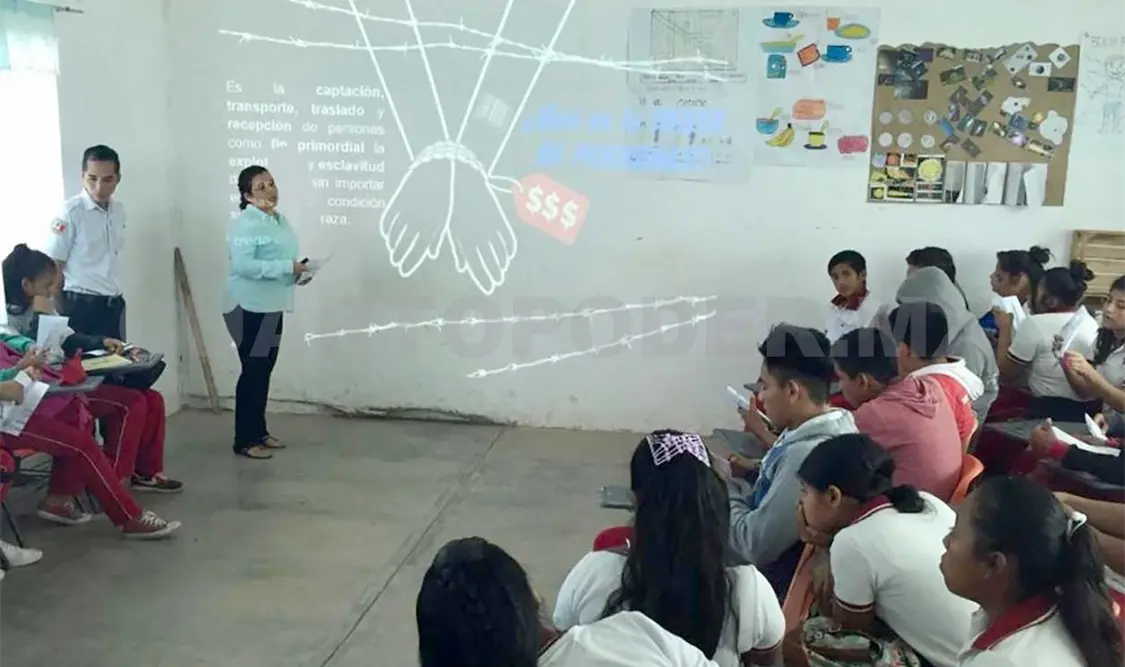 Los 126 adolescentes que acudieron al taller recibieron la información de manera participativa. Cortesía