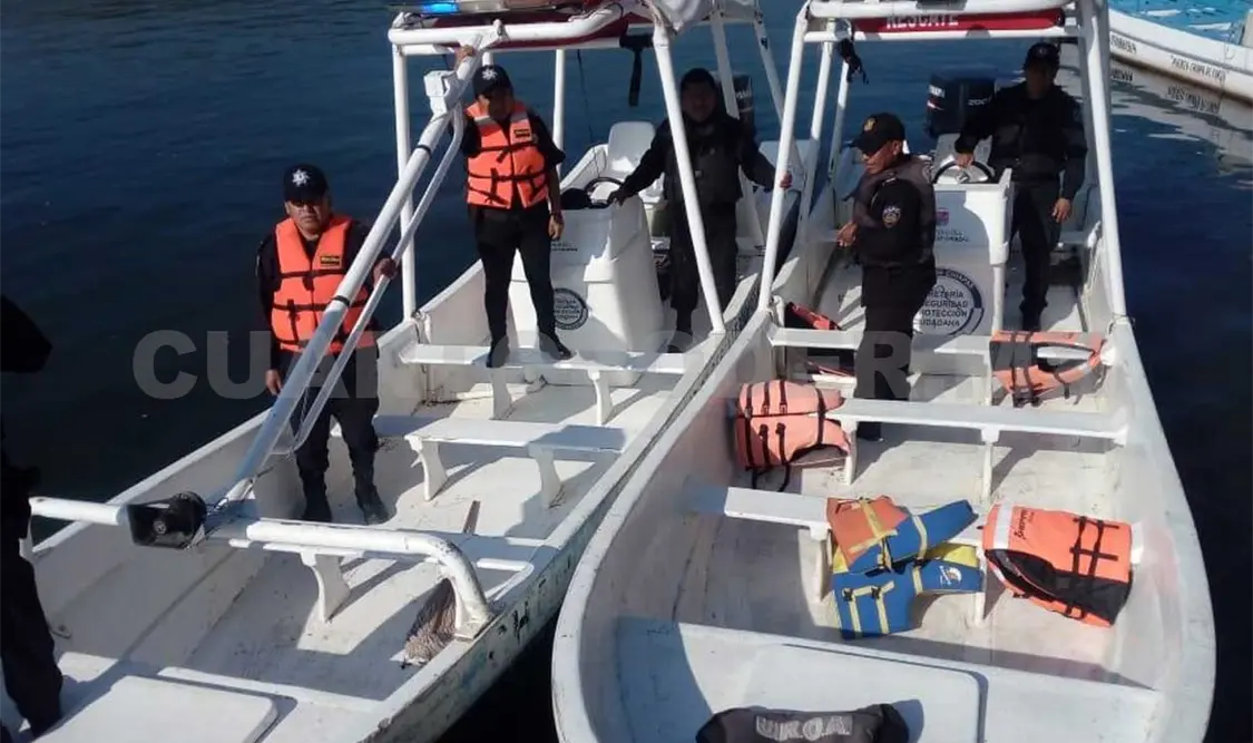 Abordo de dos embarcaciones brindan seguridad a participantes del torneo de pesca del Macabil 2019. Guillermo Ramos / CP