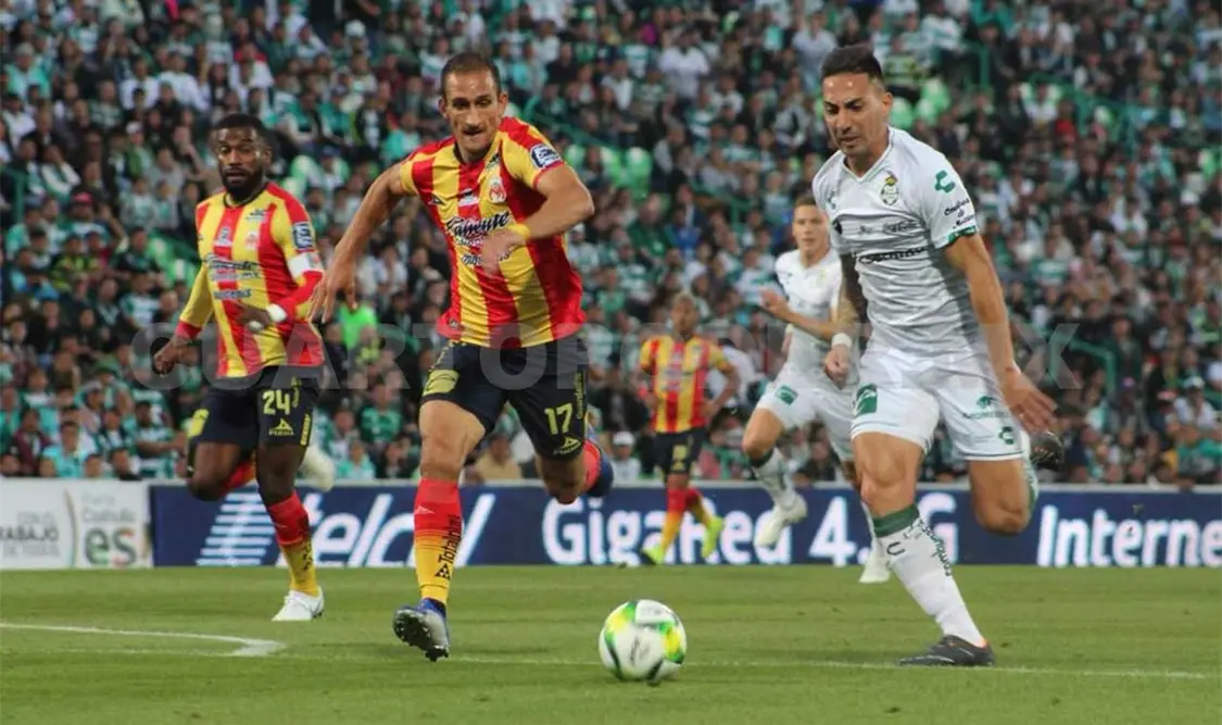 Santos Laguna se impone ante Morelia