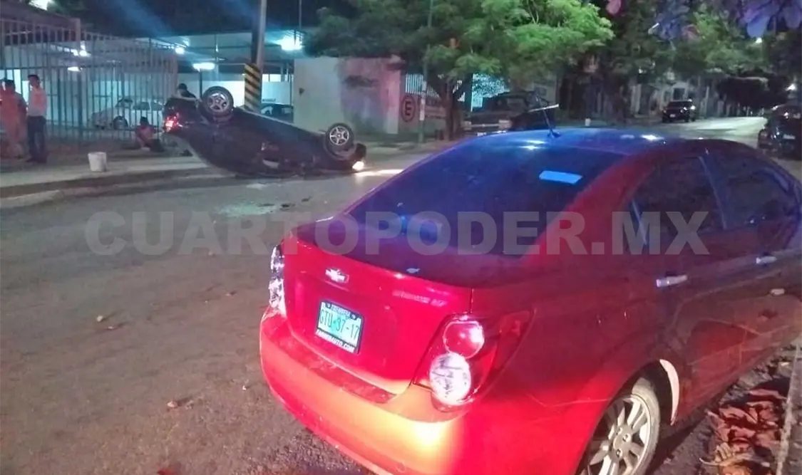 Conductor termina herido tras fuerte accidente