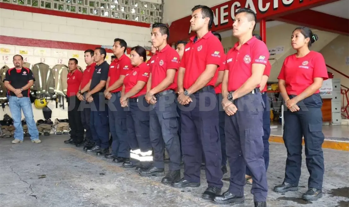 Debe ayuntamiento 600 mil pesos a bomberos