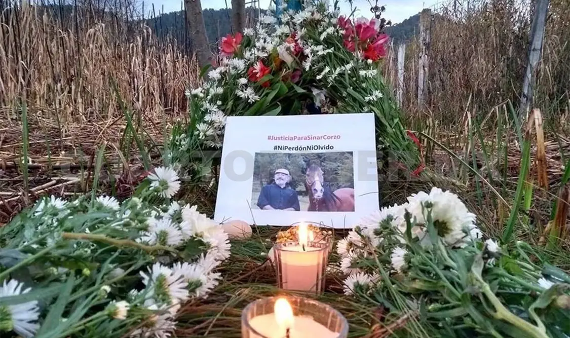 Instalan en humedales, altar en memoria de Sinar Corzo