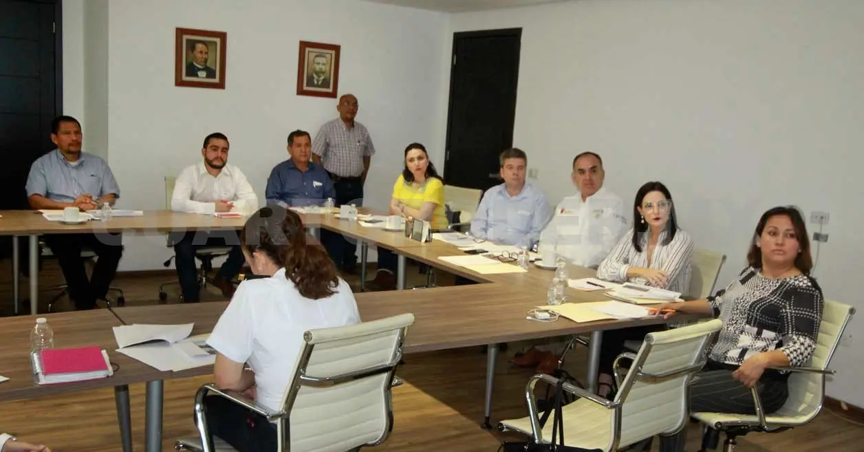 Acuerdan reforzar acciones de atención a la población