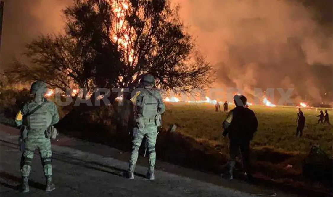 Explota toma clandestina en Hidalgo; hay 21 muertos