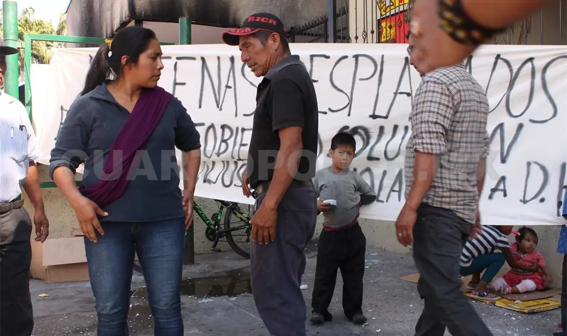 Exigen a gobierno estatal acabar con paramilitares