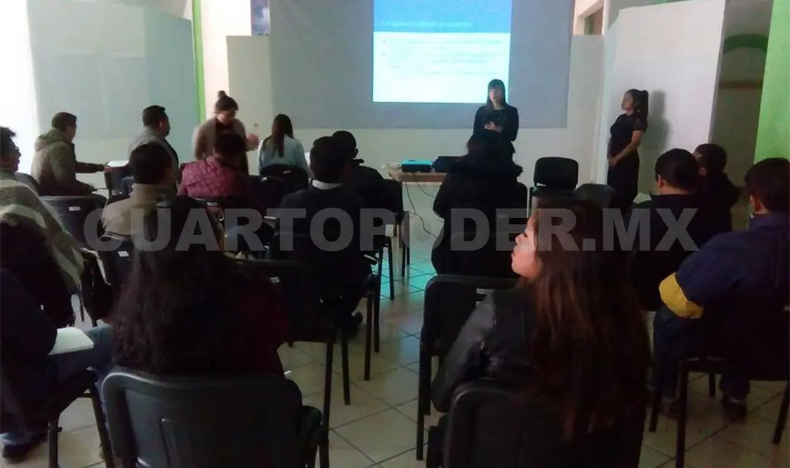 Imparten taller sobre lenguas indígenas