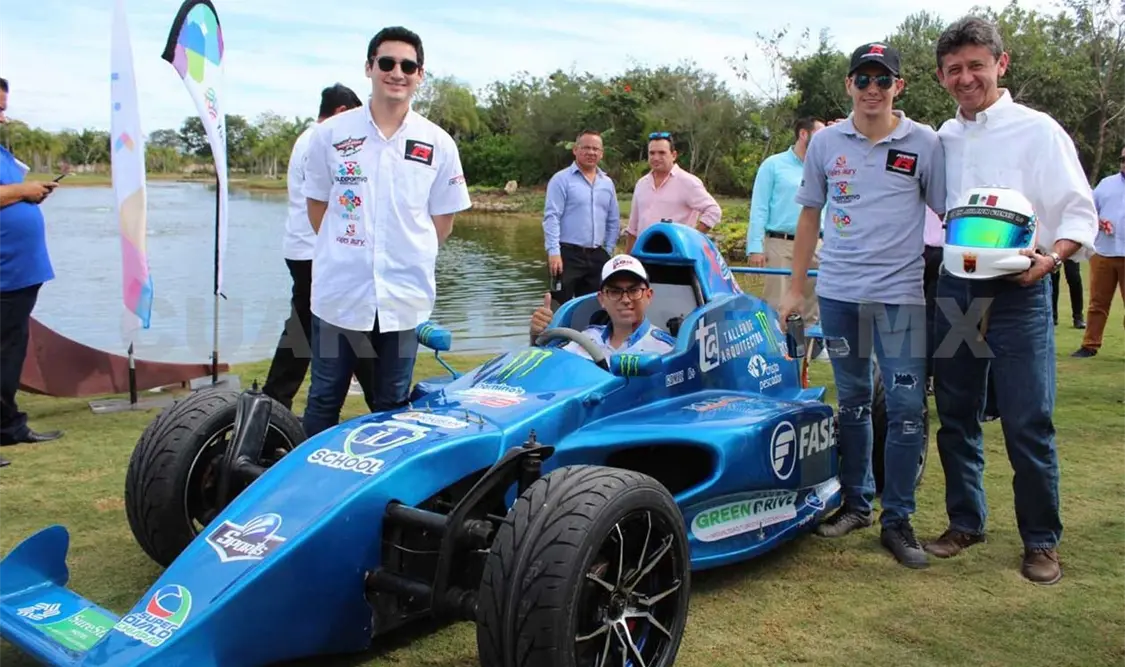 Inició la fiesta del Automovilismo en Mérida