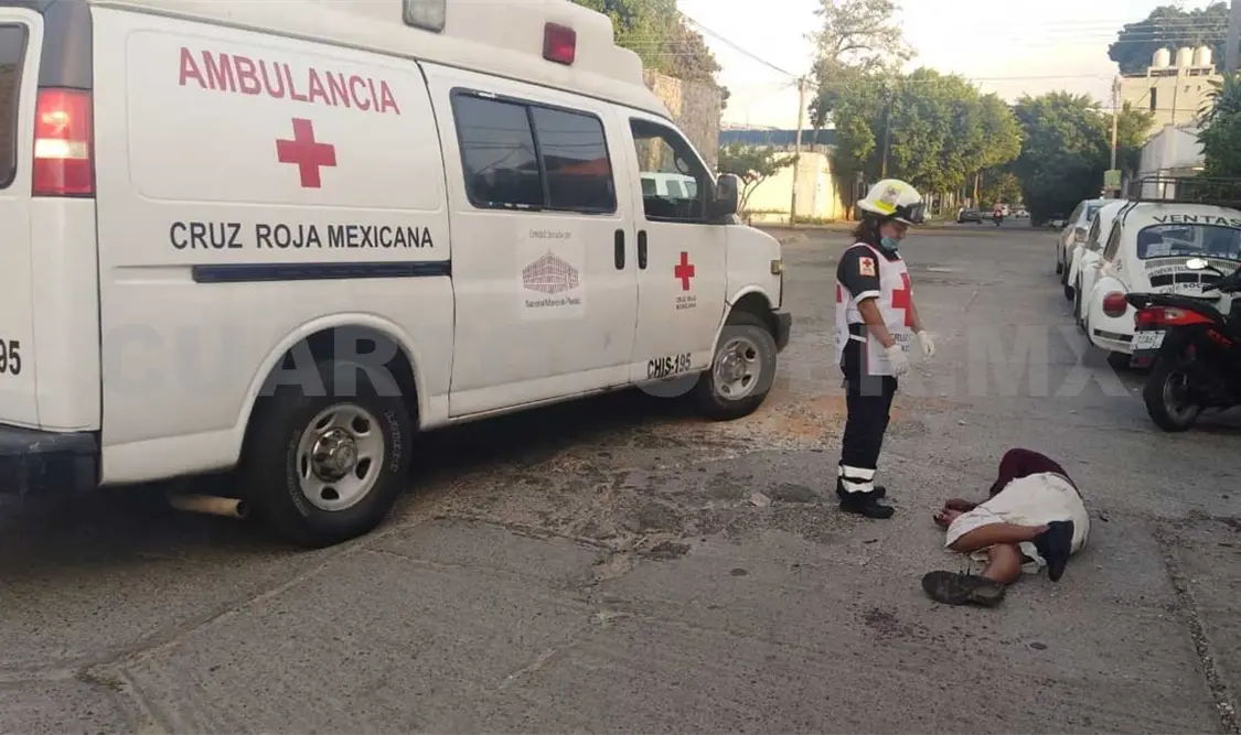 Por una decepción se corta las venas