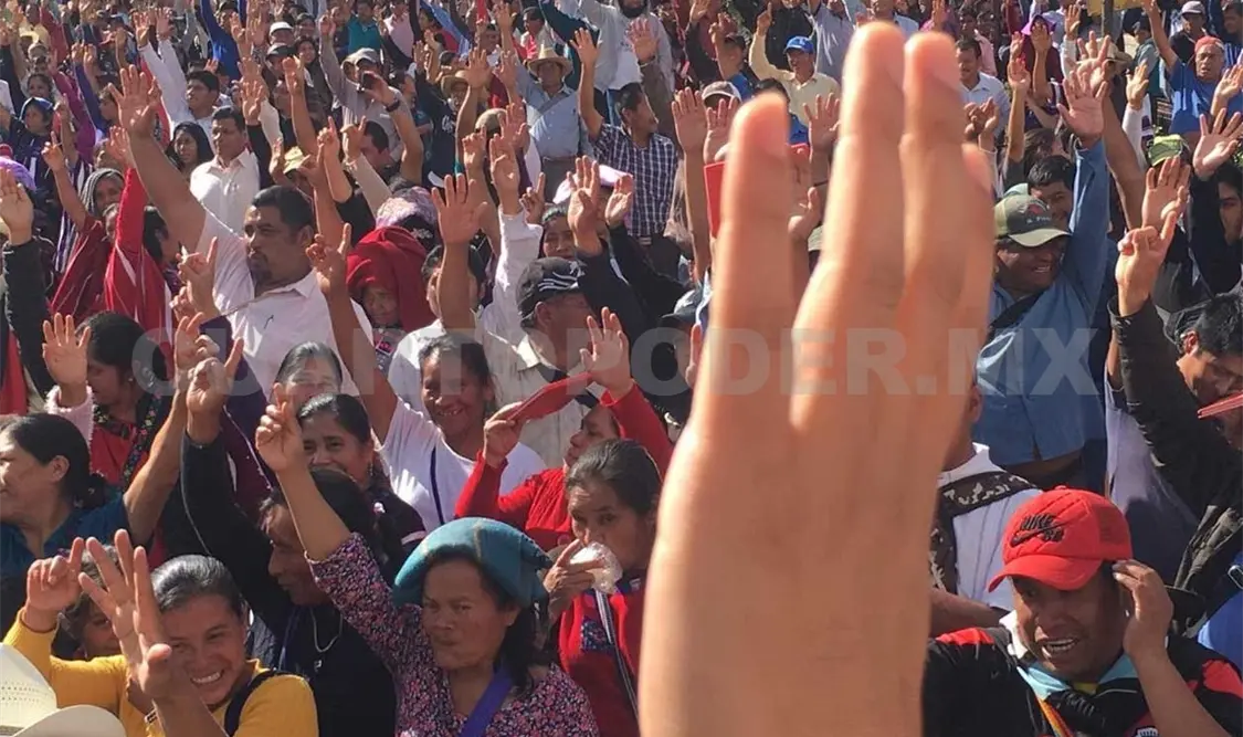 A mano alzada y sin reelección, comicios en Oxchuc