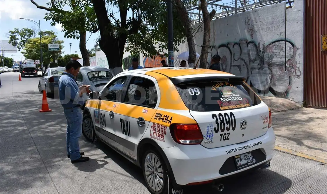 Aplican operativo de revisión mecánica a transporte