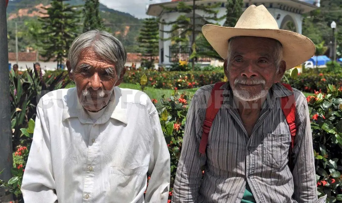 Miles de adultos mayores, sin apoyo de “Amancer”