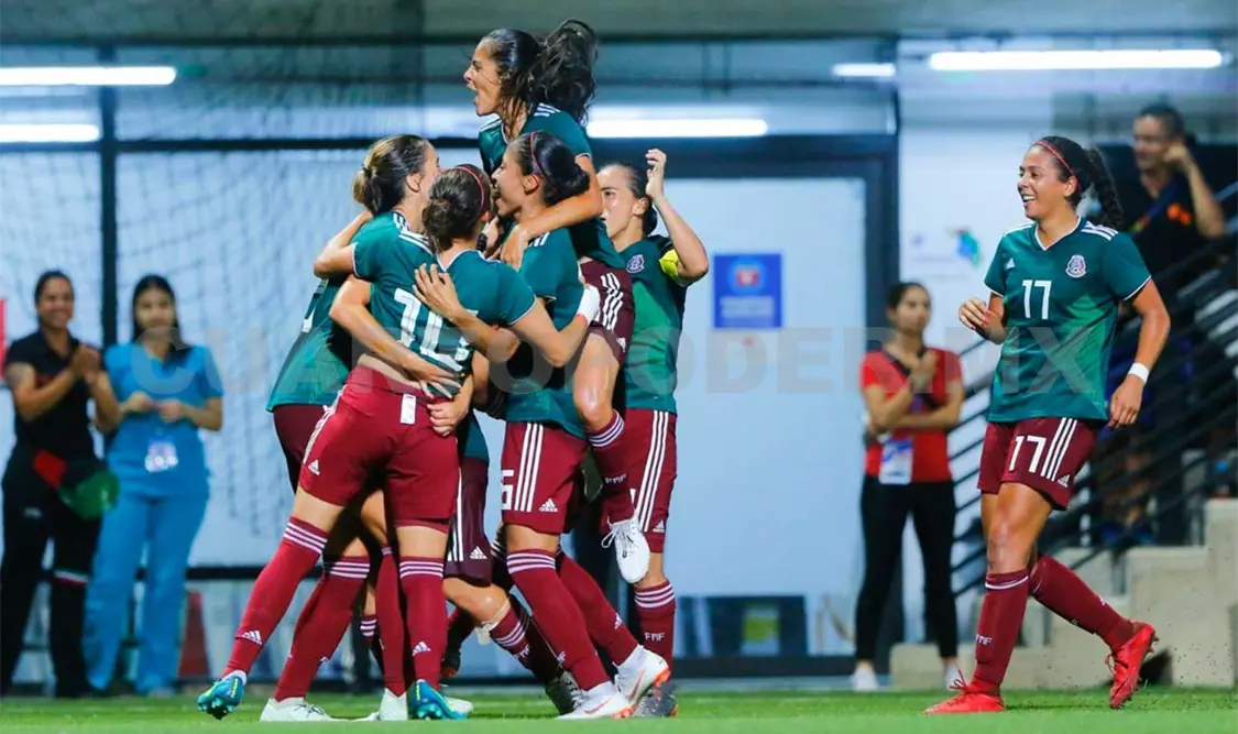Cuéllar descarta injerencia en el Tri femenil