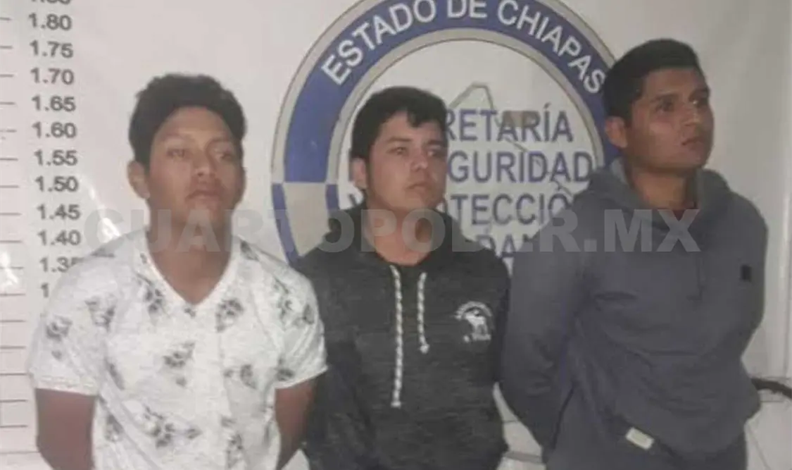 Los tres delincuentes indicaron tener 17 años de edad y se identificaron como José Mauricio “N”, Rodolfo Alberto “N” y Carlos Guadalupe “N”. Luis Castellanos / CP