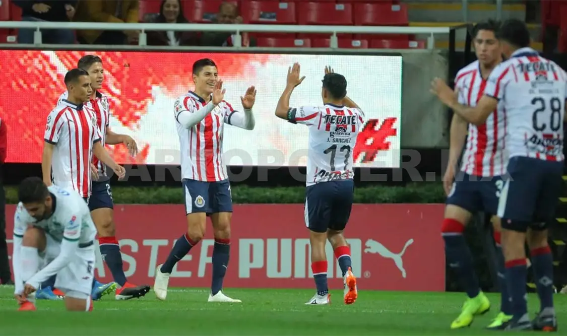 Chivas y Pumas, a mantener la cima de sus grupos