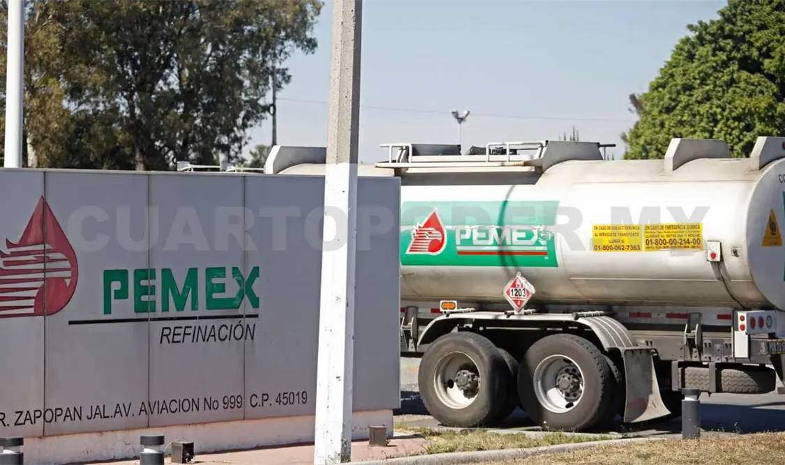 Bajan nota crediticia de Petróleos Mexicanos