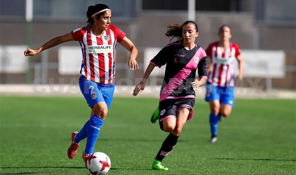 Atletico de Madrid sufre expulsión de Robles
