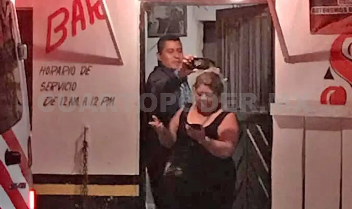 Vapulean a mujer en bar; policías huyen del tugurio