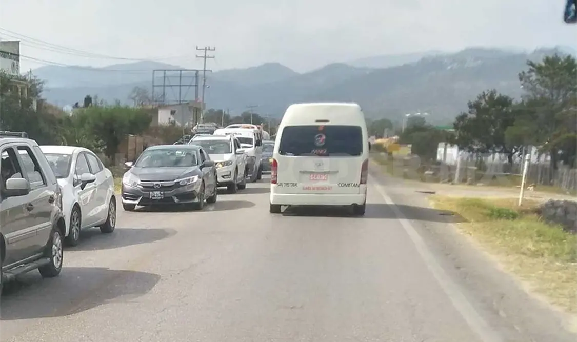 Realizan Bloqueo en el tramo San Cristóbal-Teopisca